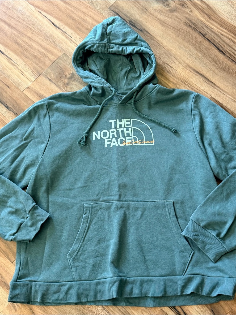 The North Face Women’s Teal Crewneck Hoodie Pullover